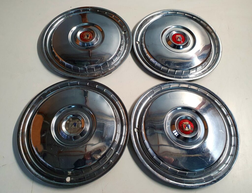 15 Inch Ford Hubcaps